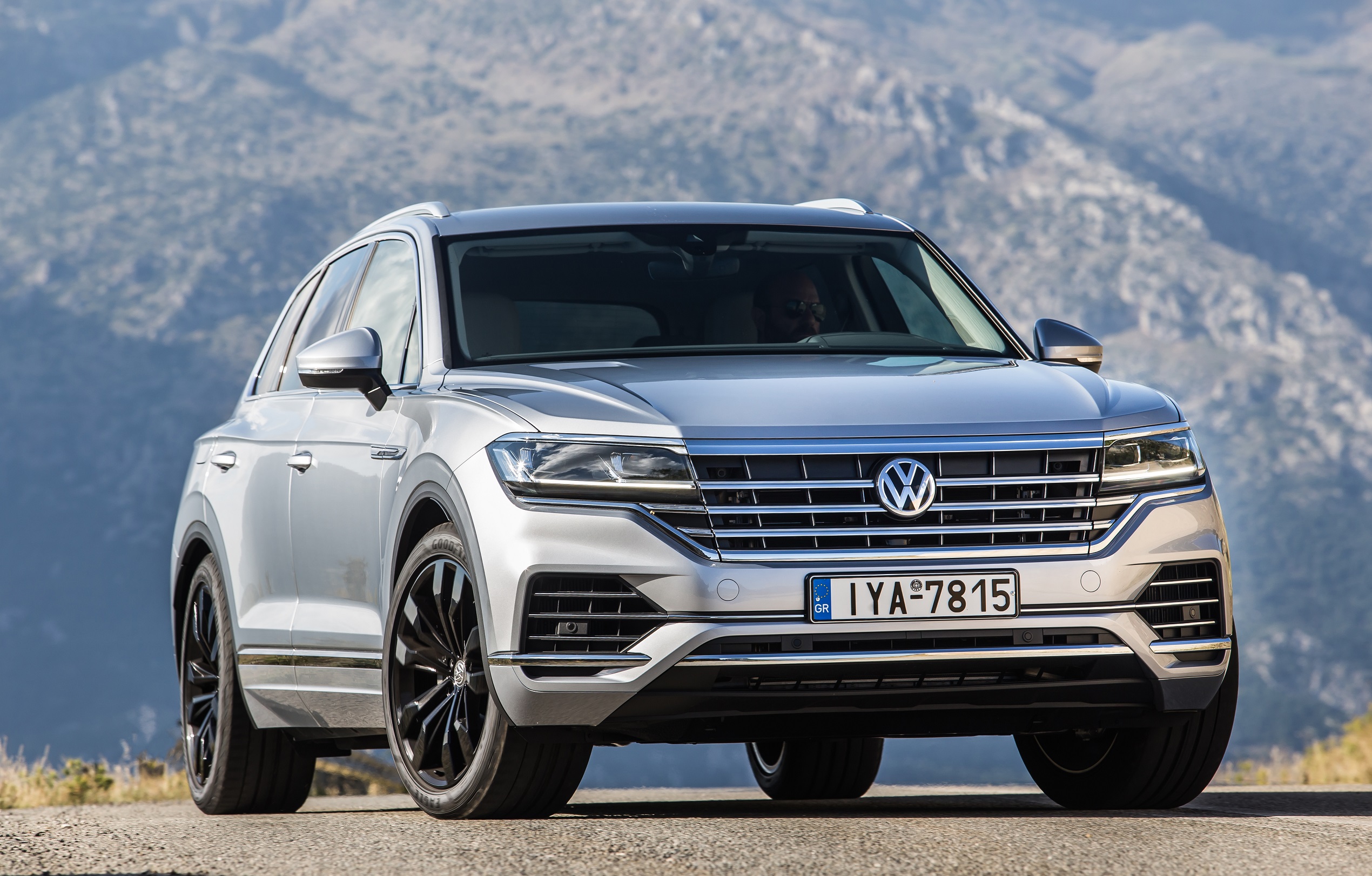 Новый volkswagen touareg. Туарег 2021. Туарег 2022. Фольксваген Туарег 2019. Туарег 3.