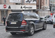 «Καμπάνα» σε Έλληνα ιδιοκτήτη Mercedes με βουλγάρικες πινακίδες