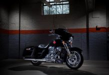 Κατέφθασε η νέα Harley-Davidson Electra Glide Standard