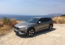 Δοκιμάζουμε το Volvo V60 Cross Country D4 AWD