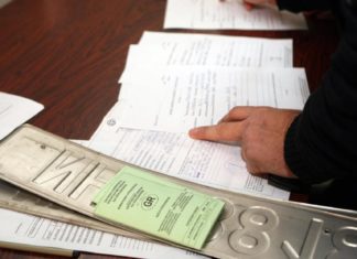 SOS! Πότε τελειώνουν οι πινακίδες κυκλοφορίας στις Διευθύνσεις Μεταφορών;