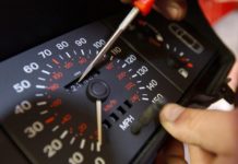 Κομισιόν: Πως θα εντοπίζονται τα γυρισμένα χιλιόμετρα στα μεταχειρισμένα ΙΧ;