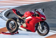 Κατακόκκινη «Black Friday» από τη Ducati
