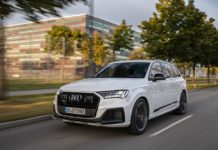 Νέο Audi Q7 TFSI e quattro plug-in hybrid με 456 ίππους!