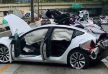 Η Karenta επίσημος επισκευαστής αμαξώματος Tesla