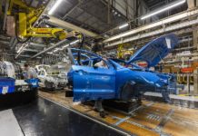 Η Nissan επαναλειτουργεί το εργοστάσιο στην Ισπανία