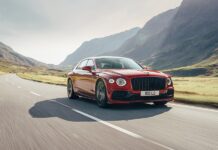 Bentley Flying Spur V8 με 550 ίππους!