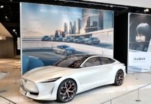 Infiniti Lounge: Ένας νέος εκθεσιακός χώρος για τα πολυτελή αυτοκίνητα