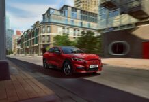 Καταφθάνει η Ford Mustang Mach-E με αυτονομία έως 610 χλμ.
