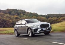 “Luxury SUV of the Year” η νέα Bentley Bentayga V8