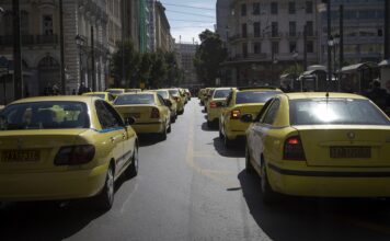 Πόσοι ιδιοκτήτες Ταξί πρέπει να πάρουν ηλεκτρικό ΙΧ το 2026 και πόσοι το 2027;