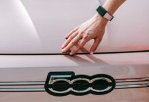 Honor Band 6 και νέο ηλεκτρικό Fiat 500
