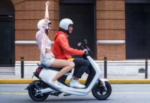 Σε άκρως δελεαστικές τιμές τα ηλεκτρικά scooters Niu