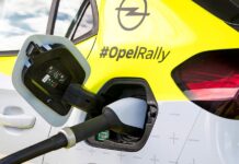 Κινητή υποδομή φόρτισης για το Opel Corsa-e Rally