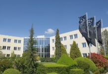 Η Mercedes-Benz Ελλάς δεν αποχωρεί από την Ελλάδα αλλά…