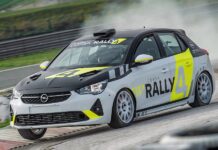 Πρόσω ολοταχώς για το Opel Corsa για τον αγώνα του ERC στην Τσεχία
