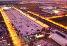 Σε επιδότηση άνω του 1 δισ. ευρώ υπολογίζει η Tesla
