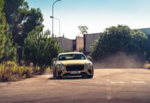 Επικό drift από μια Bentley Continental GT Speed