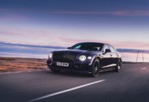 Bentley Flying Spur Hybrid με 544 ίππους