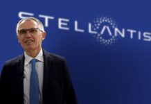 Πόσα χρήματα πήρε ο Tavares φεύγοντας από την Stellantis;