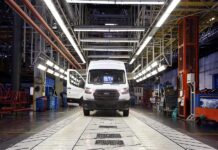 Καταφθάνουν στην Ευρώπη τα ηλεκτρικά Ford E-Transit