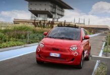 Δοκιμάστε το Fiat 500e σε δρόμο 28 μέτρα πάνω από το έδαφος