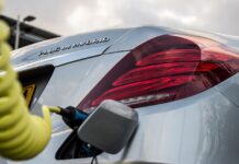 Έρχονται χαράτσια στα plug-in υβριδικά αυτοκίνητα!