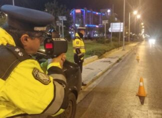 Πως τα social media «κάρφωσαν» οδηγό ότι έτρεχε με 240 χλμ./ώρα;