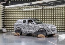 H Jaguar Land Rover προετοιμάζεται για την ηλεκτροκίνηση