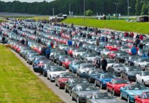Μεγαλειώδης παρέλαση από Mazda MX-5 σπάει το ρεκόρ Guinness!