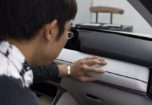 Τι συνδέει τη Suzusan και τη Mazda;