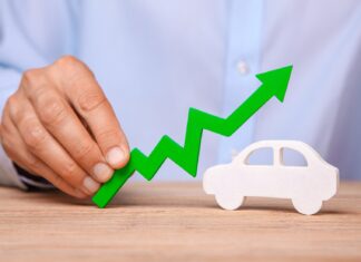 Γιατί «εκτοξεύθηκαν» τις πωλήσεις νέων αυτοκινήτων τον Μάρτιο;