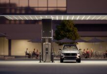 Δίκτυο ταχυφορτιστών ετοιμάζει η Mercedes-Benz