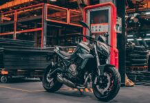 Ιδού η νέα QJMOTOR SRK 700