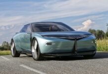 Ο Luca Napolitano οδηγεί τη Lancia Pu+Ra HPE