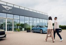 Bentley: Νέες εξατομικευμένες ξεναγήσεις πελατών στο περίφημο εργοστάσιο