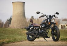 Κατέφθασαν οι μοτοσυκλέτες UM Renegade 300