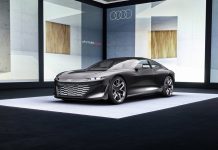 Το εντυπωσιακό Audi grandsphere στο Golden Hall!