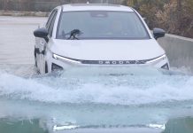 Σκληρές δοκιμές για το Omoda E5