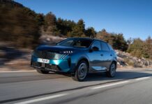 Κατέφθασε το νέο Peugeot 3008