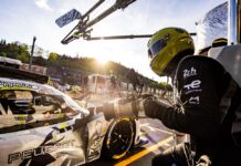 Η ομάδα Peugeot TotalEnergies ετοιμάζεται για τον 24 Hours of Le Mans