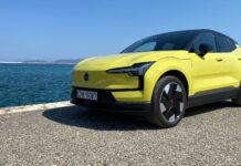 Δοκιμάζουμε το Volvo EX30 με 272 ίππους!
