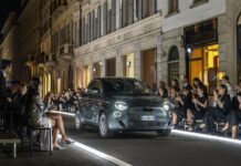 Συλλεκτικό Fiat 500e Giorgio Armani Collector’s Edition