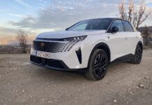 Δοκιμάζουμε το Peugeot 3008 1,2 Hybrid e-DCS6 με 136 ίππους!