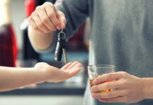 Σε ποια χώρα είναι μηδενικό το όριο αλκοόλ για τους 18χρονους οδηγούς;