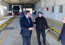 Τι έκανε ο Βασίλης Οικονόμου στη Λέσβο;