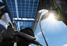 Χρήματα ή δολιοφθορά η κλοπή των καλωδίων φόρτισης αυτοκινήτων;