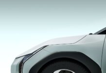 Η Kia αποκαλύπτει το EV4