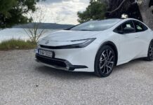 Δοκιμάζουμε το Toyota Prius Plug-in Hybrid με 223 ίππους!