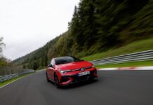 Νέο VW Golf GTi Edition 50!